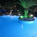 Aphrodite Rose Apartman *