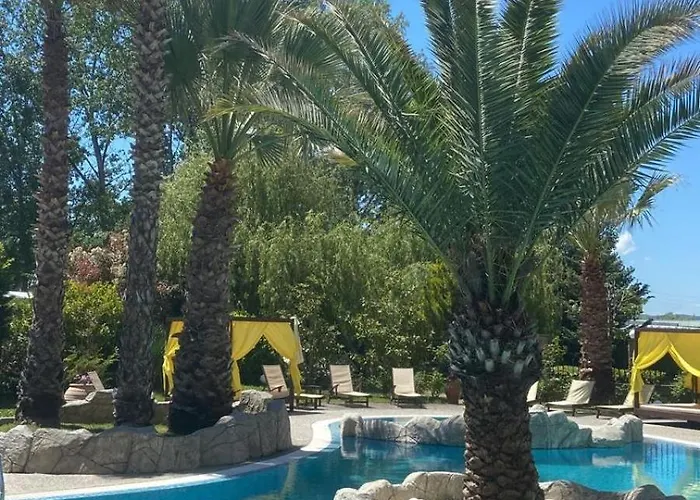 Aphrodite Rose Appartement